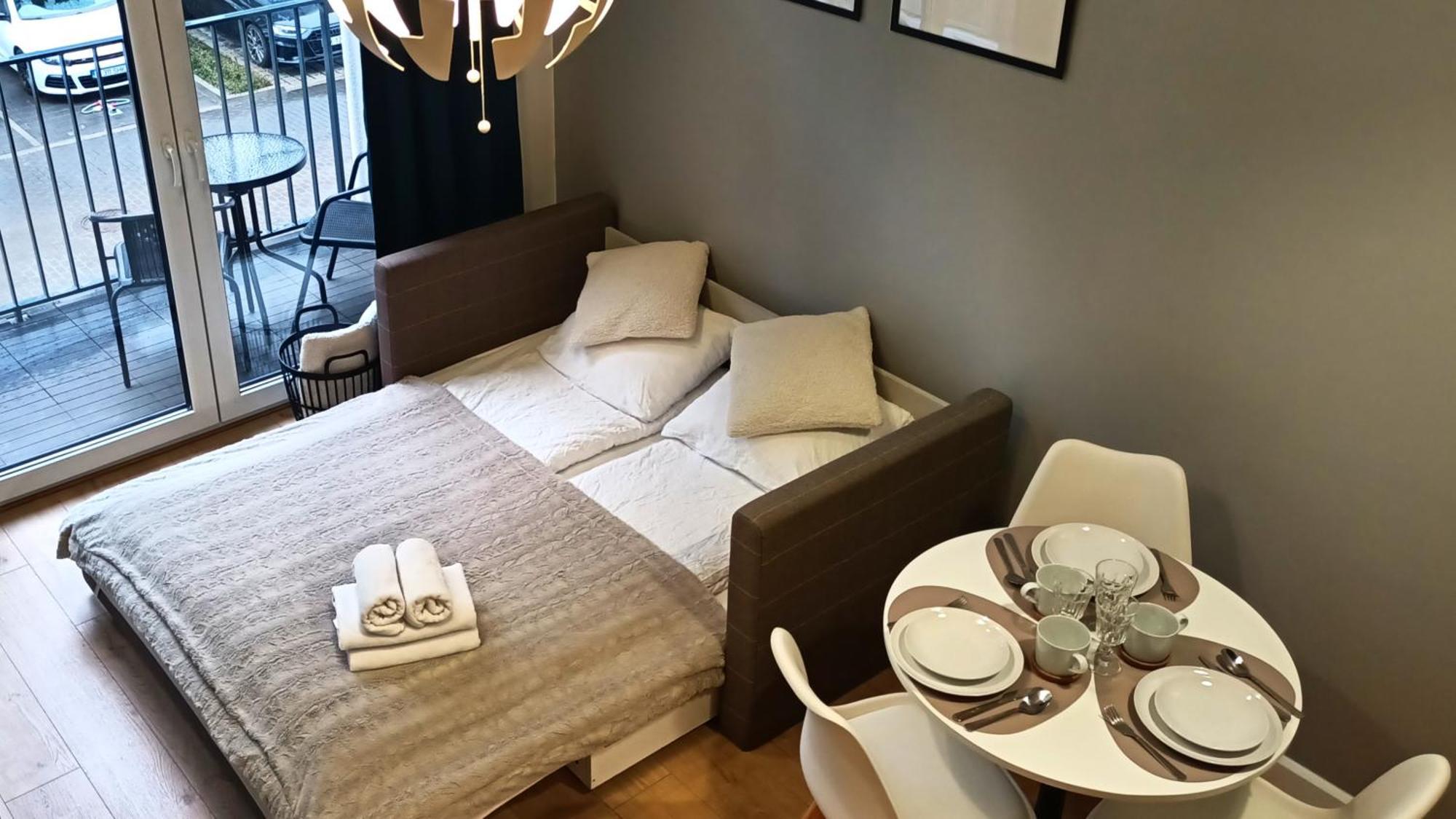Droinvest Zarembowicza 33 Lotnisko Airport Apartament *